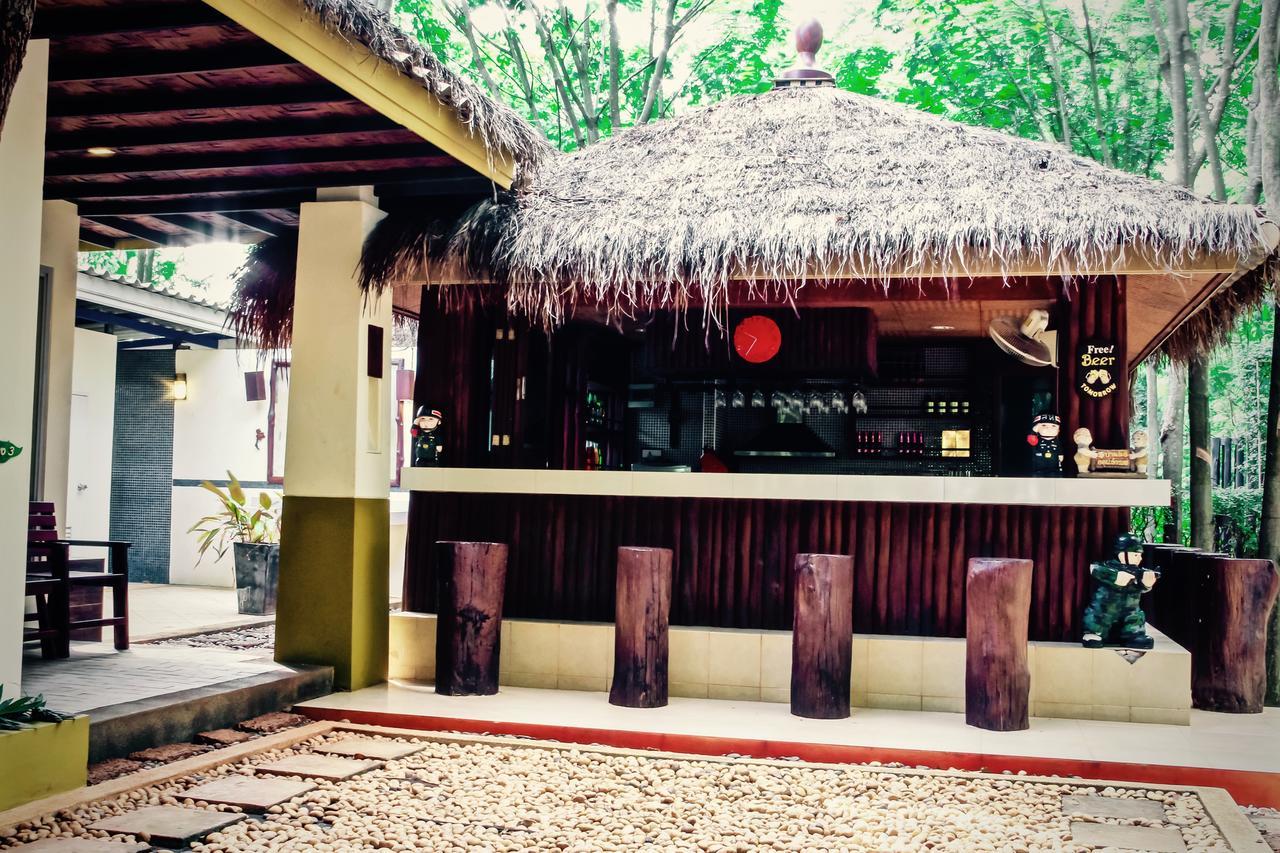 Hotel Singha Rubber Tree Ban Huai Maenam Noi Esterno foto