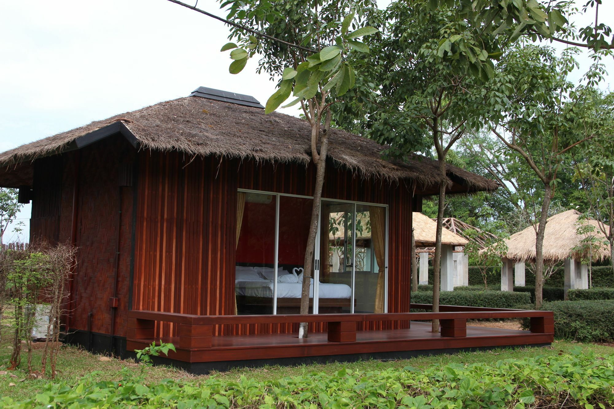 Hotel Singha Rubber Tree Ban Huai Maenam Noi Esterno foto